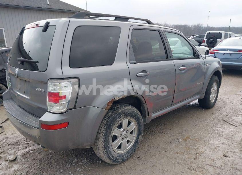 Photo 4 of 2008 Mercury Mariner V6 (VIN 4M2CU91198KJ18085)