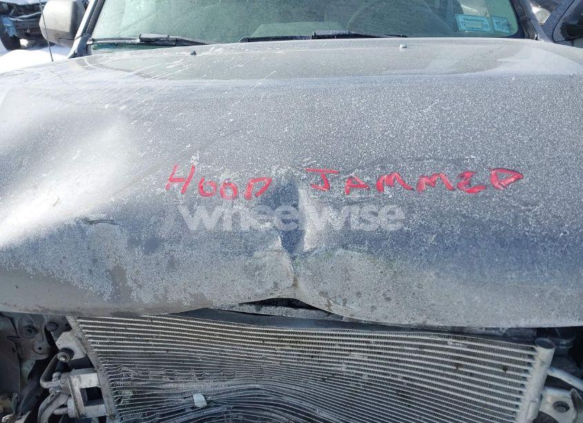 Photo 10 of 2009 Mercury Mariner V6 (VIN 4M2CU91GX9KJ08073)