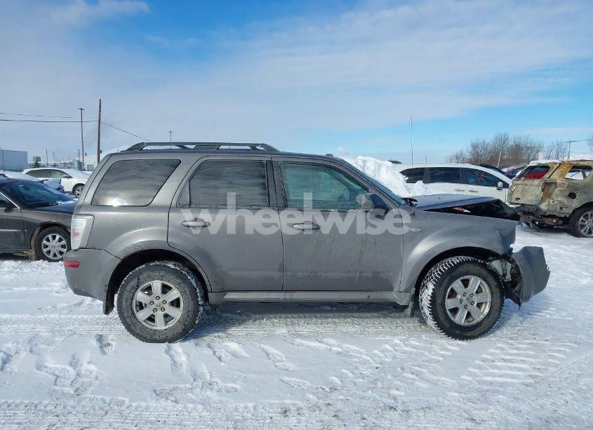 Photo 13 of 2009 Mercury Mariner V6 (VIN 4M2CU91GX9KJ08073)