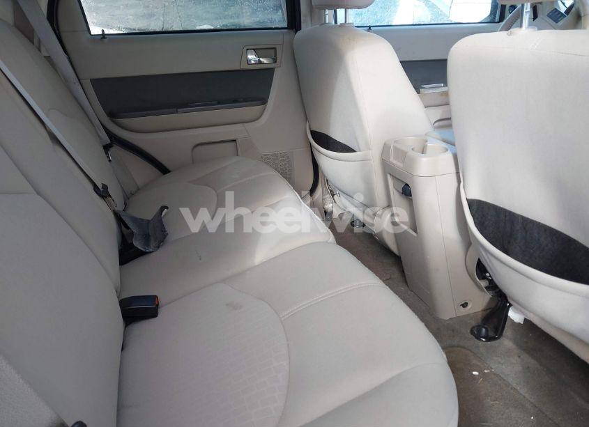 Photo 8 of 2009 Mercury Mariner V6 (VIN 4M2CU91GX9KJ08073)