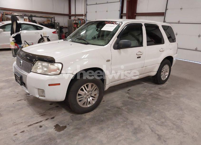 Photo 2 of 2007 Mercury Mariner PREMIER (VIN 4M2CU97117KJ19303)