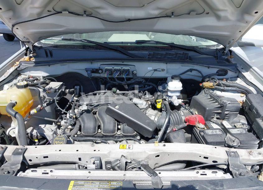 Photo 10 of 2008 Mercury Mariner PREMIER (VIN 4M2CU97128KJ00843)