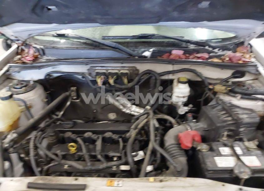 Photo 10 of 2009 Mercury Mariner PREMIER (VIN 4M2CU97729KJ00086)