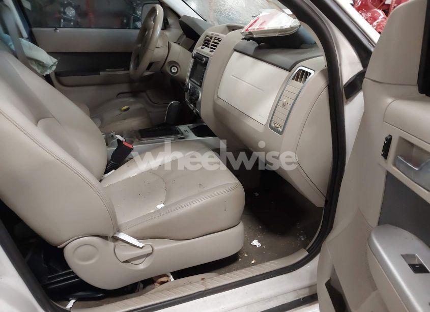 Photo 5 of 2009 Mercury Mariner PREMIER (VIN 4M2CU97729KJ00086)