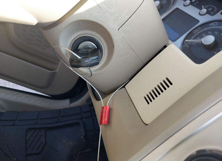 Photo 11 of 2009 Mercury Mariner PREMIER V6 (VIN 4M2CU97G19KJ14044)