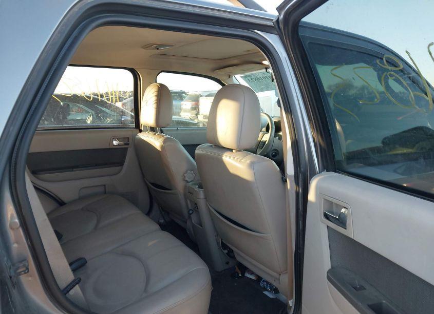 Photo 8 of 2009 Mercury Mariner PREMIER V6 (VIN 4M2CU97G79KJ05929)