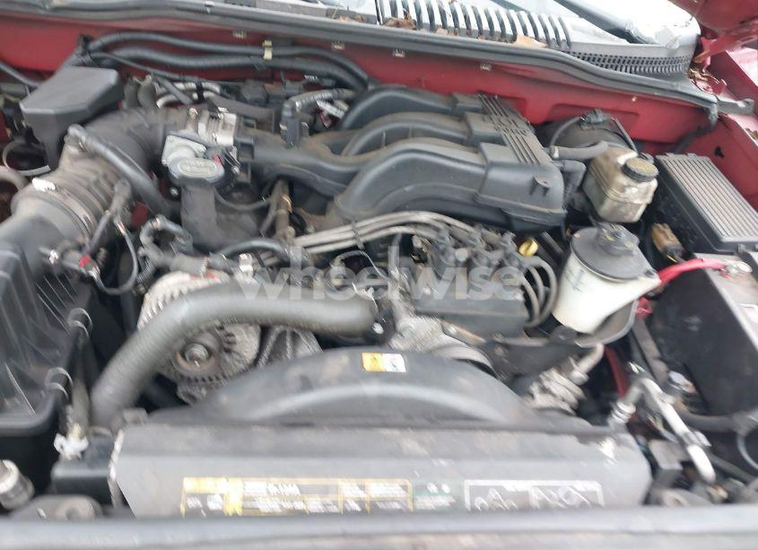 Photo 10 of 2005 Mercury Mountaineer N/A (VIN 4M2DU66E35UJ10241)