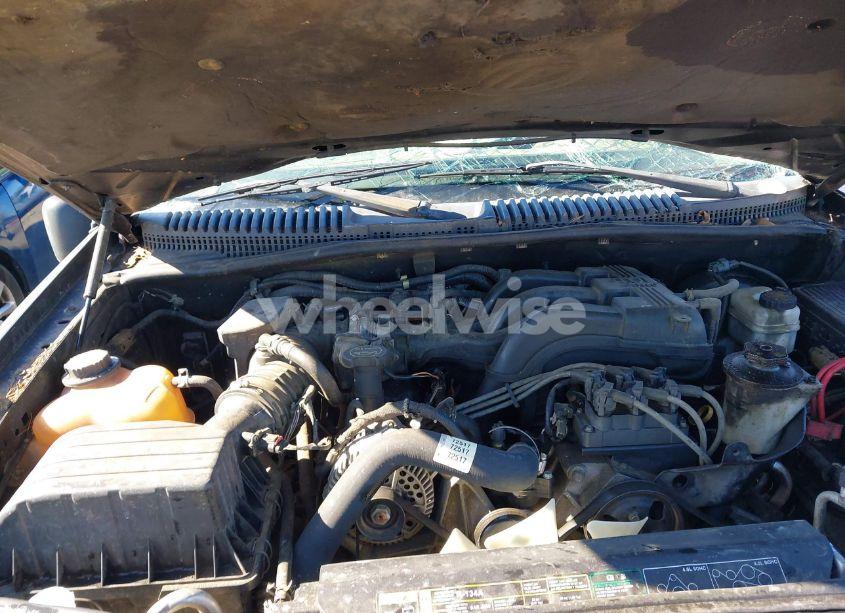 Photo 10 of 2005 Mercury Mountaineer N/A (VIN 4M2DU86E45UJ11216)