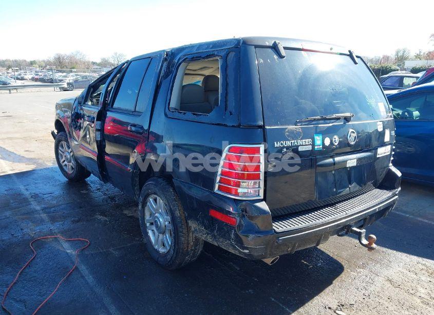 Photo 3 of 2005 Mercury Mountaineer N/A (VIN 4M2DU86E45UJ11216)