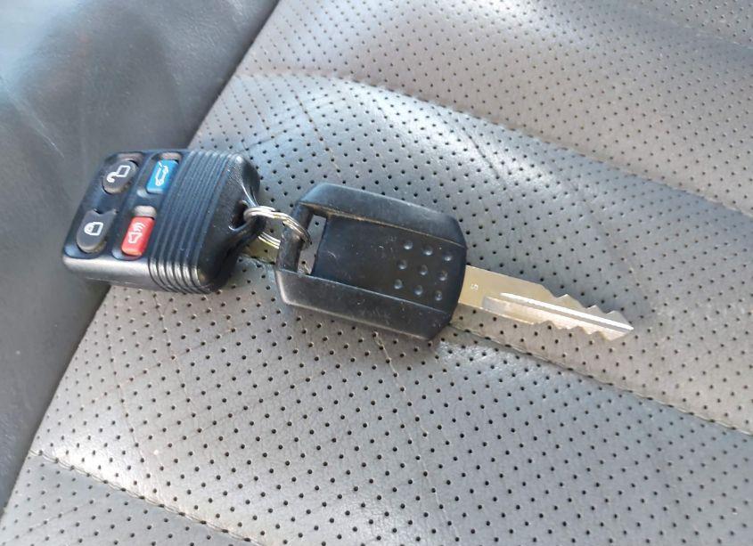 Photo 11 of 2002 Mercury Mountaineer N/A (VIN 4M2DU86E72UJ25462)