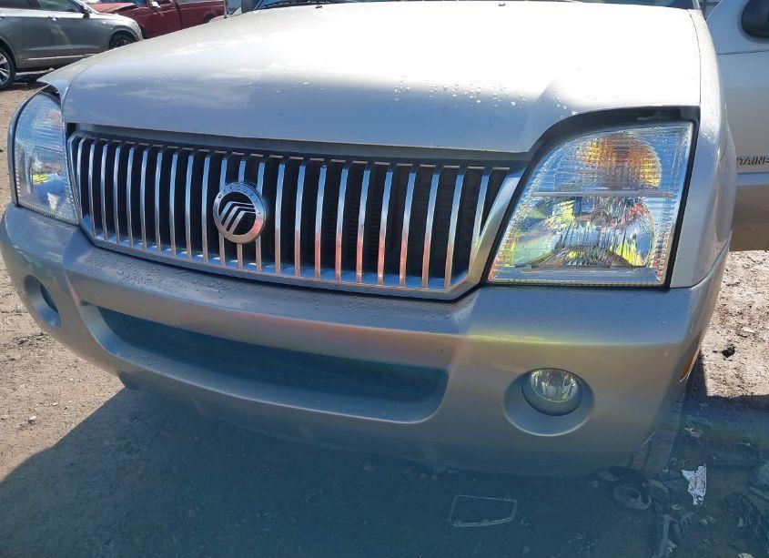 Photo 6 of 2002 Mercury Mountaineer N/A (VIN 4M2DU86E72UJ25462)