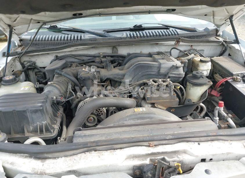 Photo 10 of 2005 Mercury Mountaineer N/A (VIN 4M2DU86K45ZJ34777)