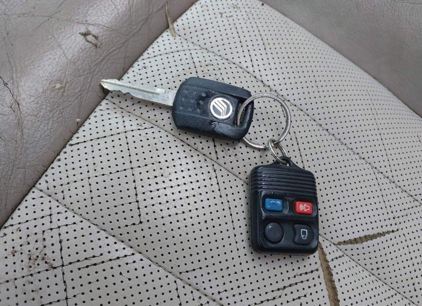 Photo 11 of 2005 Mercury Mountaineer N/A (VIN 4M2DU86K55UJ15832)