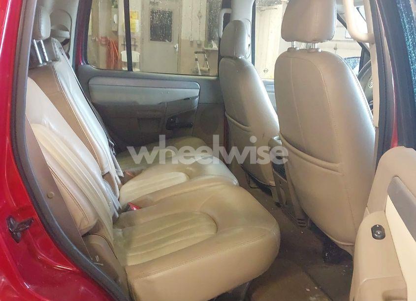 Photo 8 of 2005 Mercury Mountaineer N/A (VIN 4M2DU86K55ZJ30172)