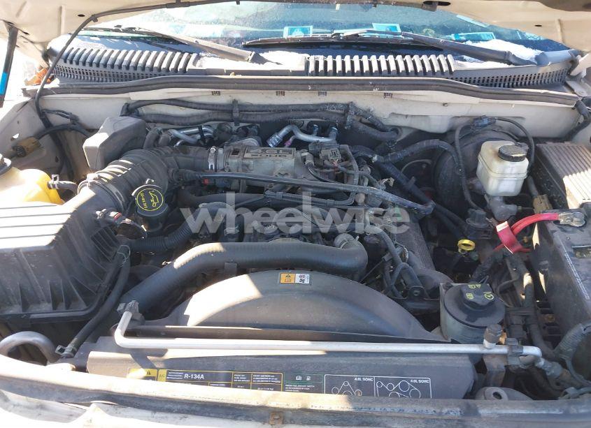 Photo 10 of 2005 Mercury Mountaineer N/A (VIN 4M2DU86W15ZJ12707)