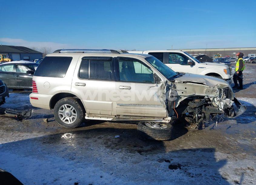 Photo 12 of 2005 Mercury Mountaineer N/A (VIN 4M2DU86W15ZJ12707)