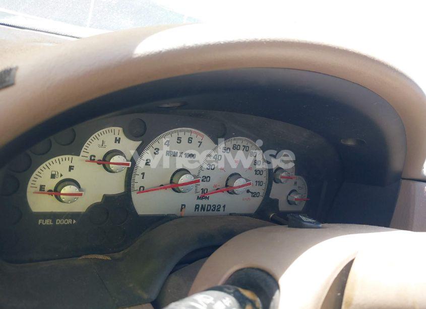 Photo 7 of 2002 Mercury Mountaineer N/A (VIN 4M2DU86W32ZJ16155)