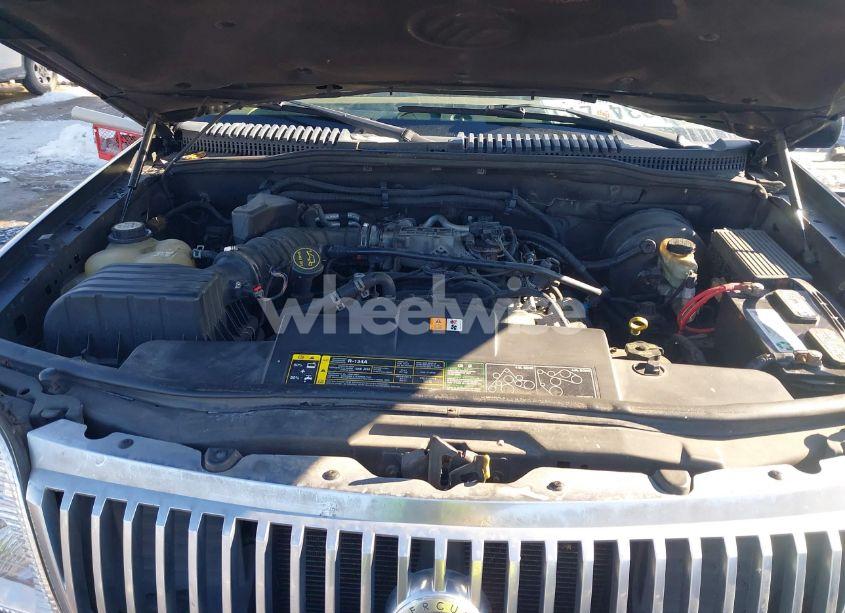 Photo 10 of 2004 Mercury Mountaineer N/A (VIN 4M2DU86WX4UJ06965)
