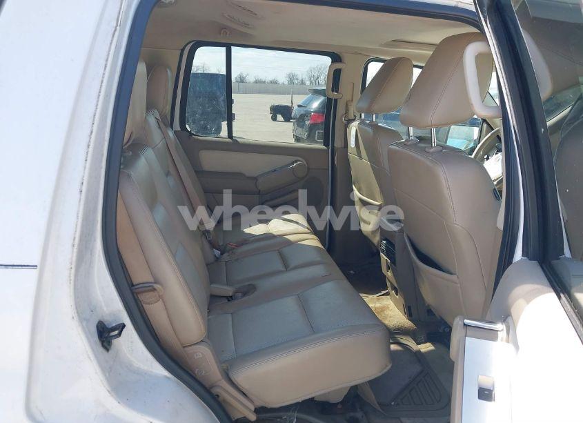 Photo 8 of 2010 Mercury Mountaineer PREMIER (VIN 4M2EN3JE7AUJ01320)