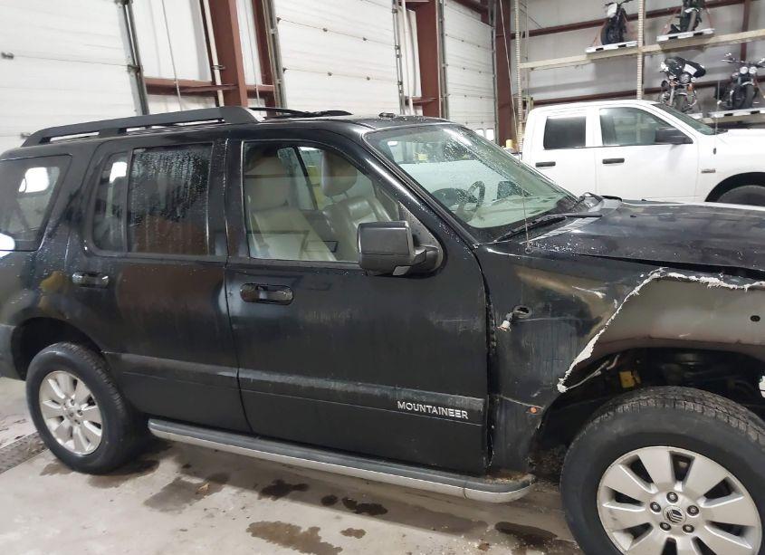 Photo 13 of 2010 Mercury Mountaineer N/A (VIN 4M2EN4HE1AUJ05648)