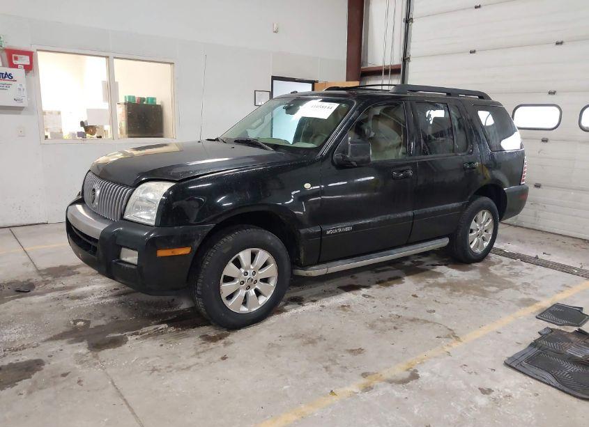 Photo 2 of 2010 Mercury Mountaineer N/A (VIN 4M2EN4HE1AUJ05648)