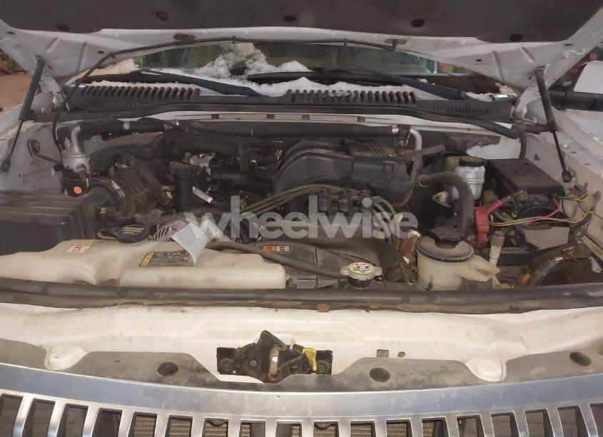 Photo 10 of 2010 Mercury Mountaineer N/A (VIN 4M2EN4HE9AUJ05123)