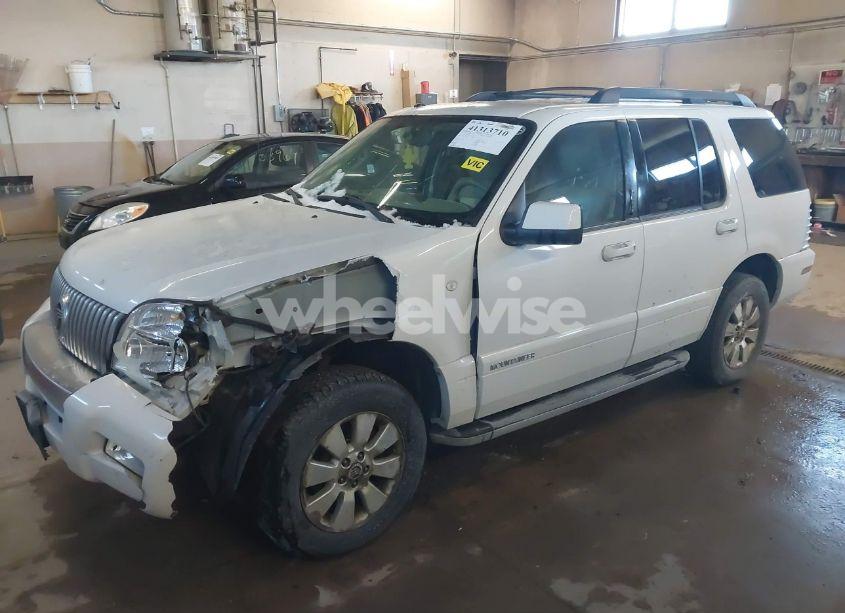 Photo 2 of 2010 Mercury Mountaineer N/A (VIN 4M2EN4HE9AUJ05123)