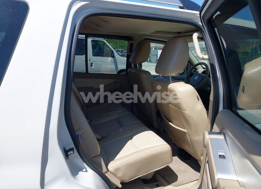 Photo 8 of 2010 Mercury Mountaineer PREMIER (VIN 4M2EN4J89AUJ02758)