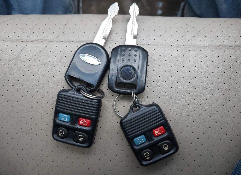 Photo 11 of 2010 Mercury Mountaineer PREMIER (VIN 4M2EN4JE5AUJ03606)