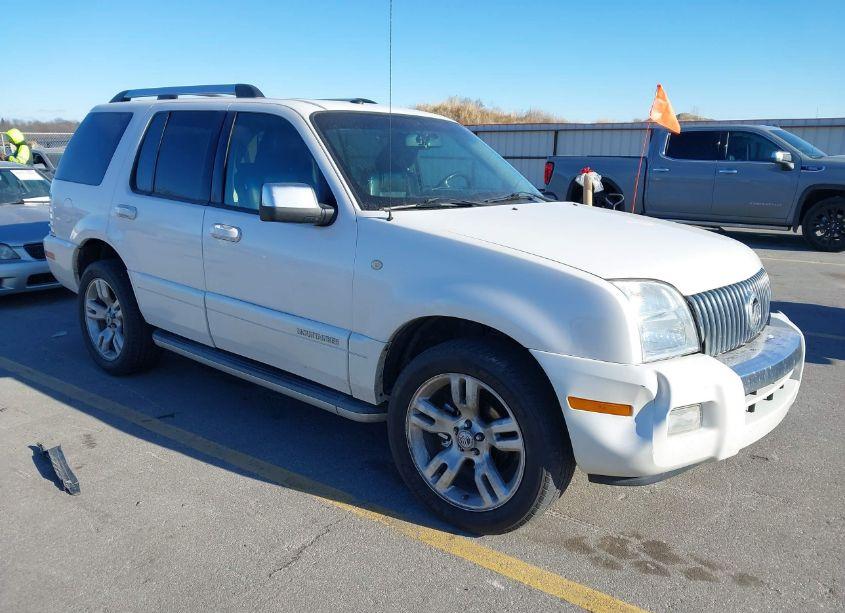 2010 Mercury Mountaineer PREMIER (VIN 4M2EN4JE7AUJ07818) main photo