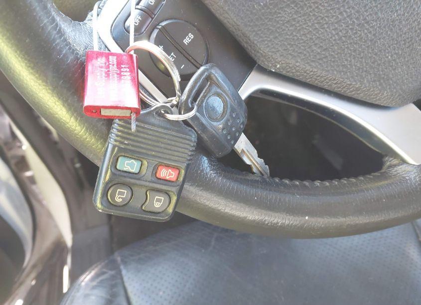 Photo 11 of 2010 Mercury Mountaineer PREMIER (VIN 4M2EN4JE7AUJ07818)