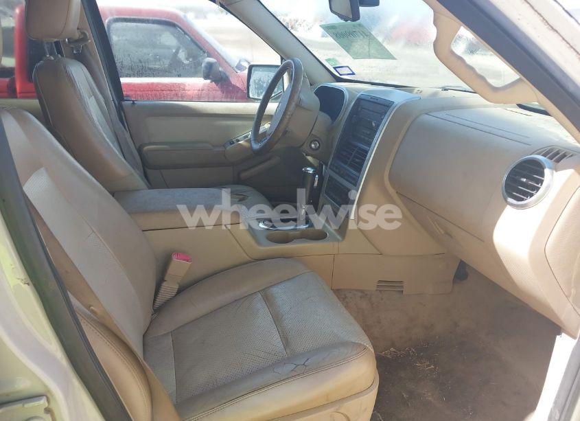 Photo 5 of 2006 Mercury Mountaineer LUXURY (VIN 4M2EU37896ZJ00572)