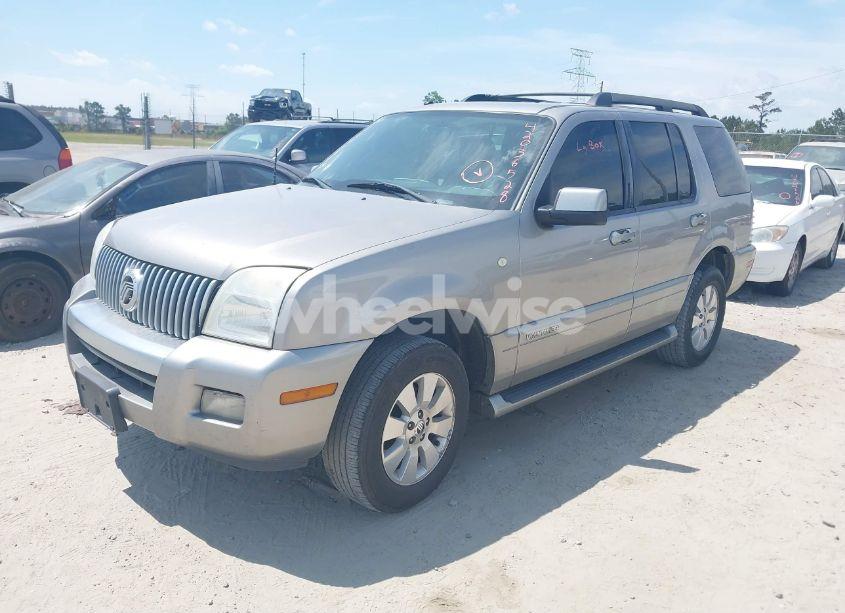 Photo 2 of 2008 Mercury Mountaineer N/A (VIN 4M2EU37E28UJ00144)