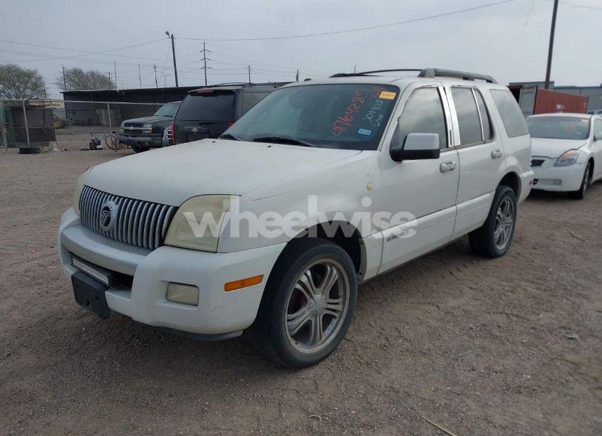 Photo 2 of 2009 Mercury Mountaineer N/A (VIN 4M2EU37E69UJ01928)