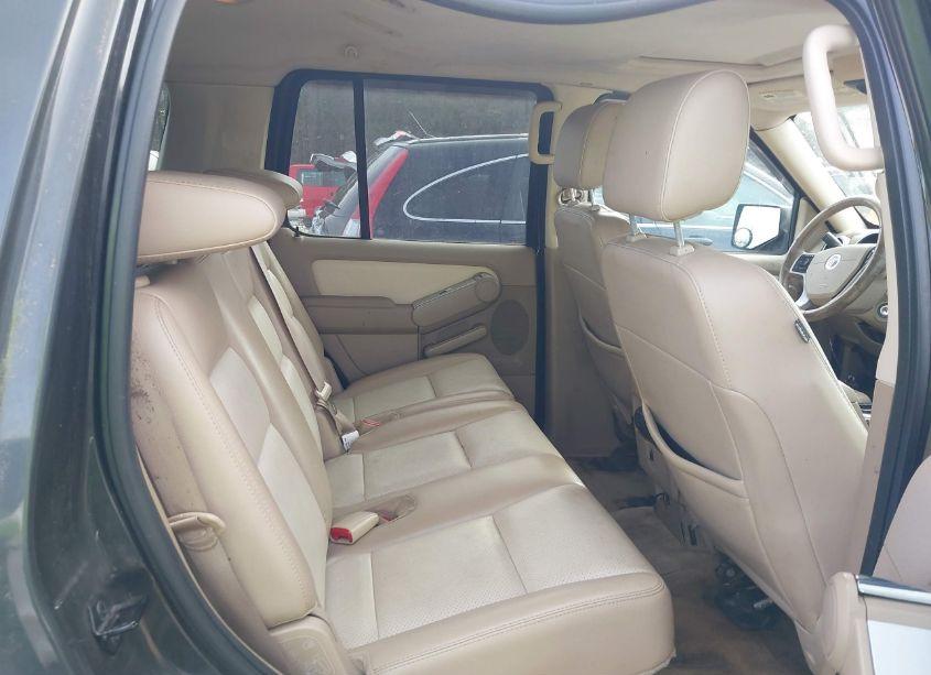 Photo 8 of 2007 Mercury Mountaineer PREMIER (VIN 4M2EU38E07UJ13701)