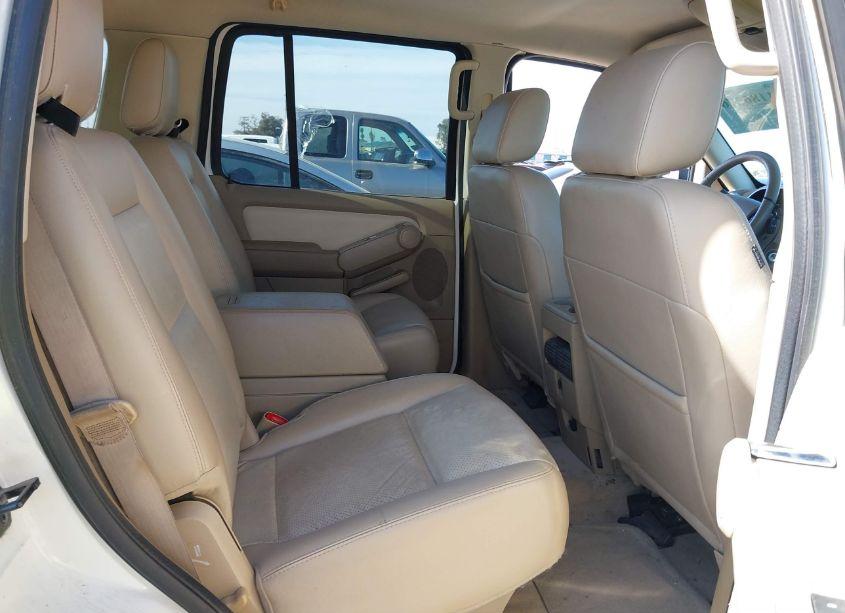 Photo 8 of 2007 Mercury Mountaineer PREMIER (VIN 4M2EU38E87UJ05975)