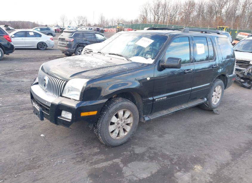 Photo 2 of 2007 Mercury Mountaineer N/A (VIN 4M2EU47E07UJ19246)