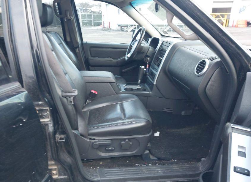 Photo 5 of 2007 Mercury Mountaineer N/A (VIN 4M2EU47E07UJ19246)