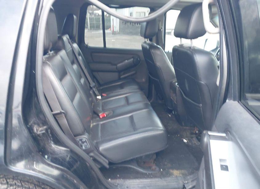 Photo 8 of 2007 Mercury Mountaineer N/A (VIN 4M2EU47E07UJ19246)