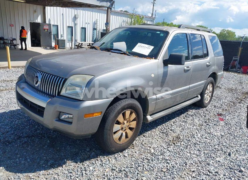 Photo 2 of 2008 Mercury Mountaineer N/A (VIN 4M2EU47E18UJ08760)