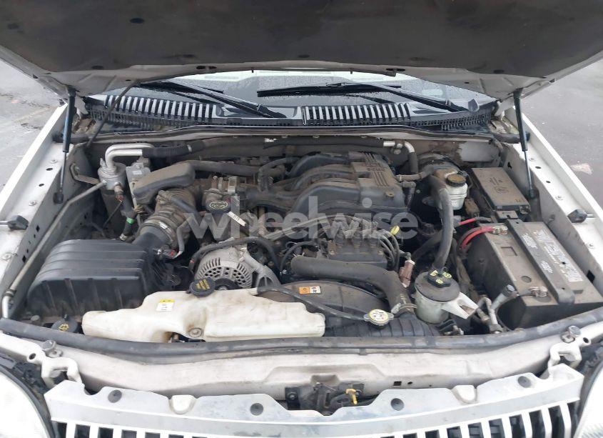 Photo 10 of 2006 Mercury Mountaineer LUXURY (VIN 4M2EU47E26UJ16637)