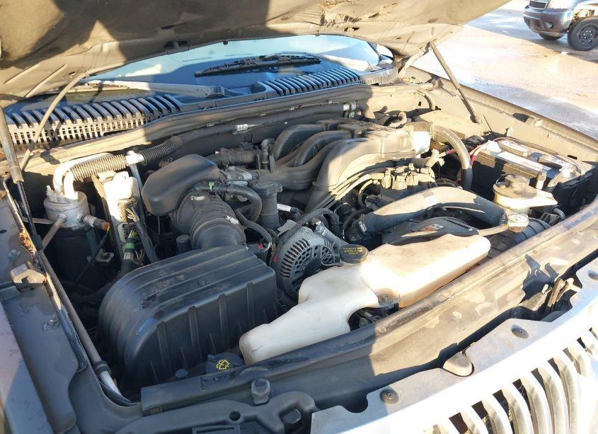 Photo 10 of 2006 Mercury Mountaineer LUXURY (VIN 4M2EU47E56UJ22268)