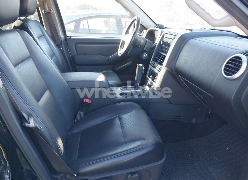 Photo 5 of 2007 Mercury Mountaineer N/A (VIN 4M2EU47E67UJ01656)