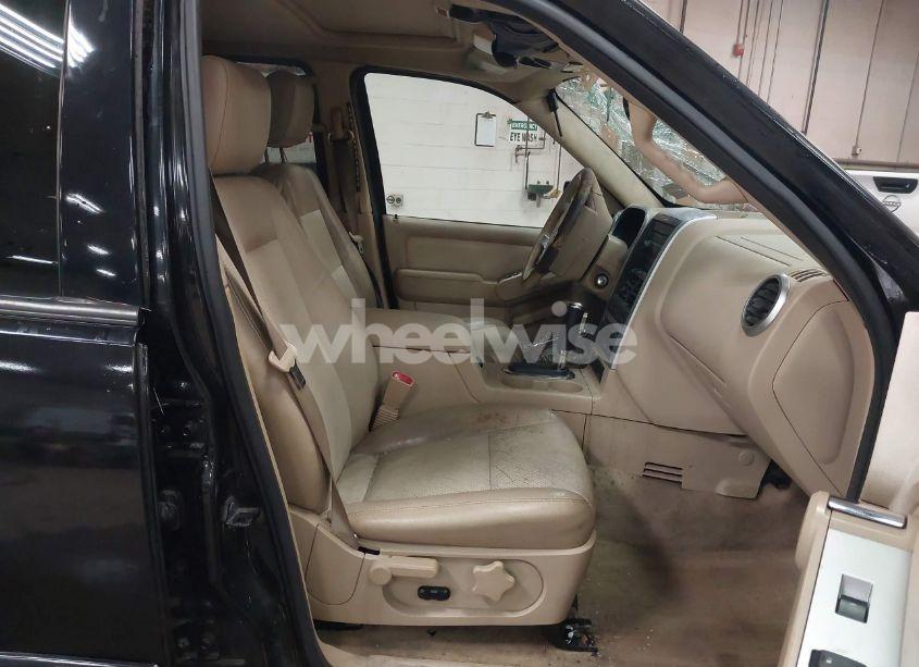 Photo 5 of 2006 Mercury Mountaineer LUXURY (VIN 4M2EU47E76UJ10526)