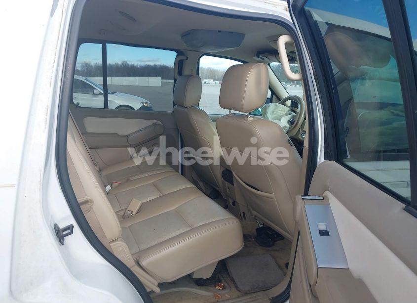 Photo 8 of 2007 Mercury Mountaineer N/A (VIN 4M2EU47E97UJ17348)