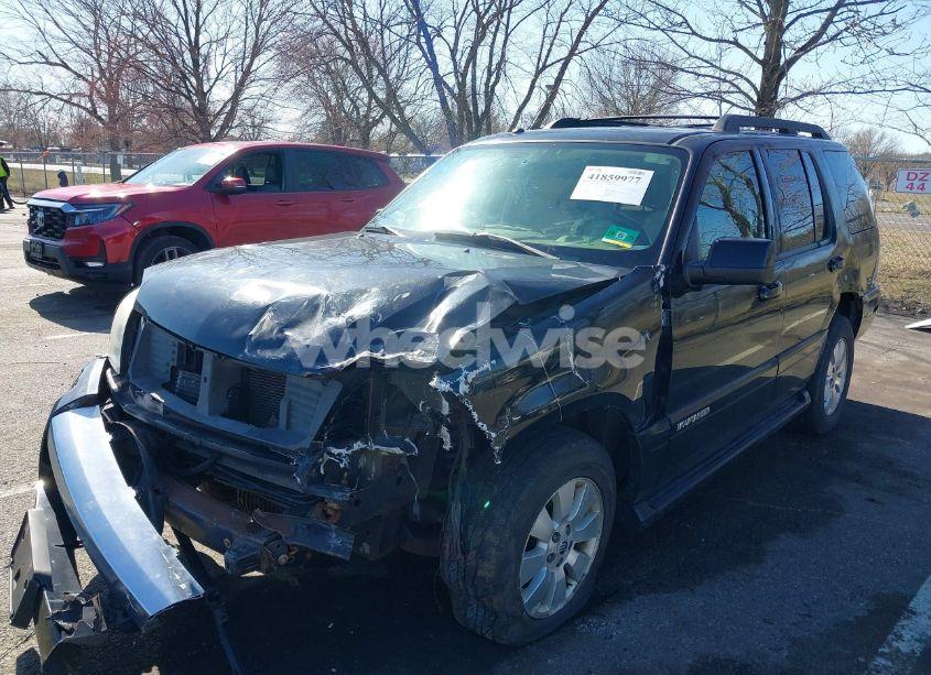 Photo 2 of 2007 Mercury Mountaineer N/A (VIN 4M2EU47EX7UJ19383)