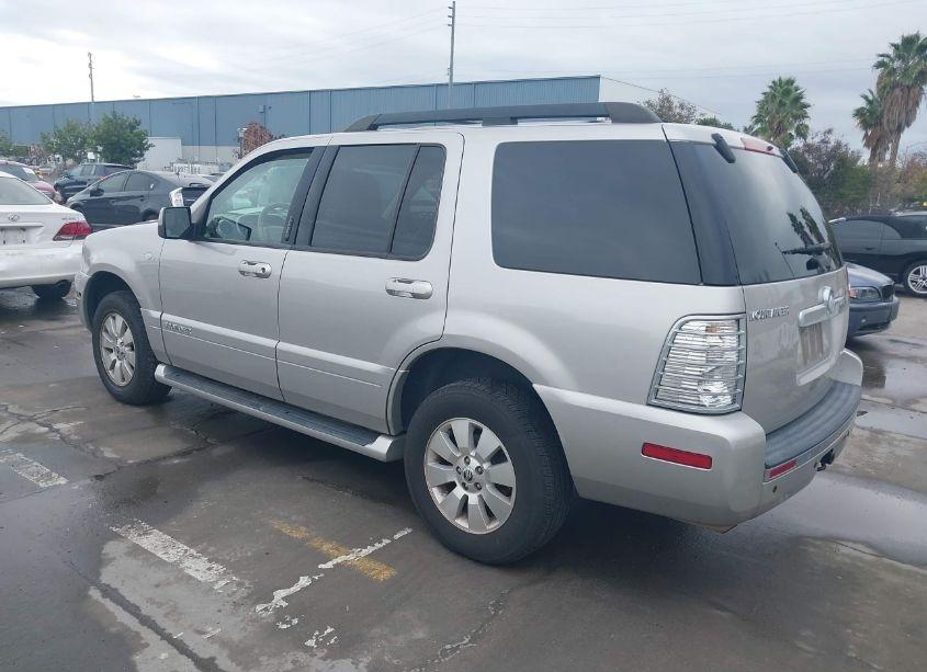 Photo 3 of 2007 Mercury Mountaineer N/A (VIN 4M2EU47EX7UJ20310)