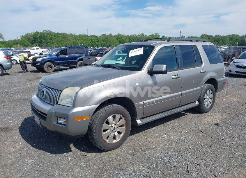 Photo 2 of 2008 Mercury Mountaineer N/A (VIN 4M2EU47EX8UJ06831)