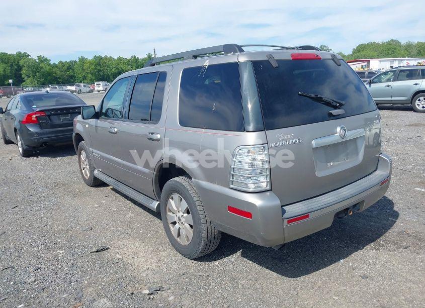 Photo 3 of 2008 Mercury Mountaineer N/A (VIN 4M2EU47EX8UJ06831)