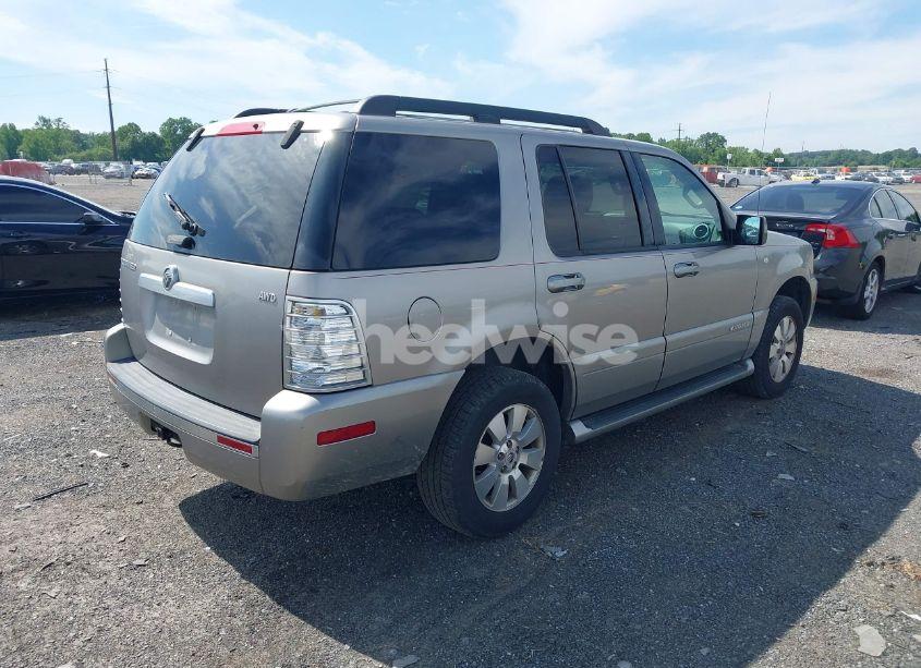 Photo 4 of 2008 Mercury Mountaineer N/A (VIN 4M2EU47EX8UJ06831)